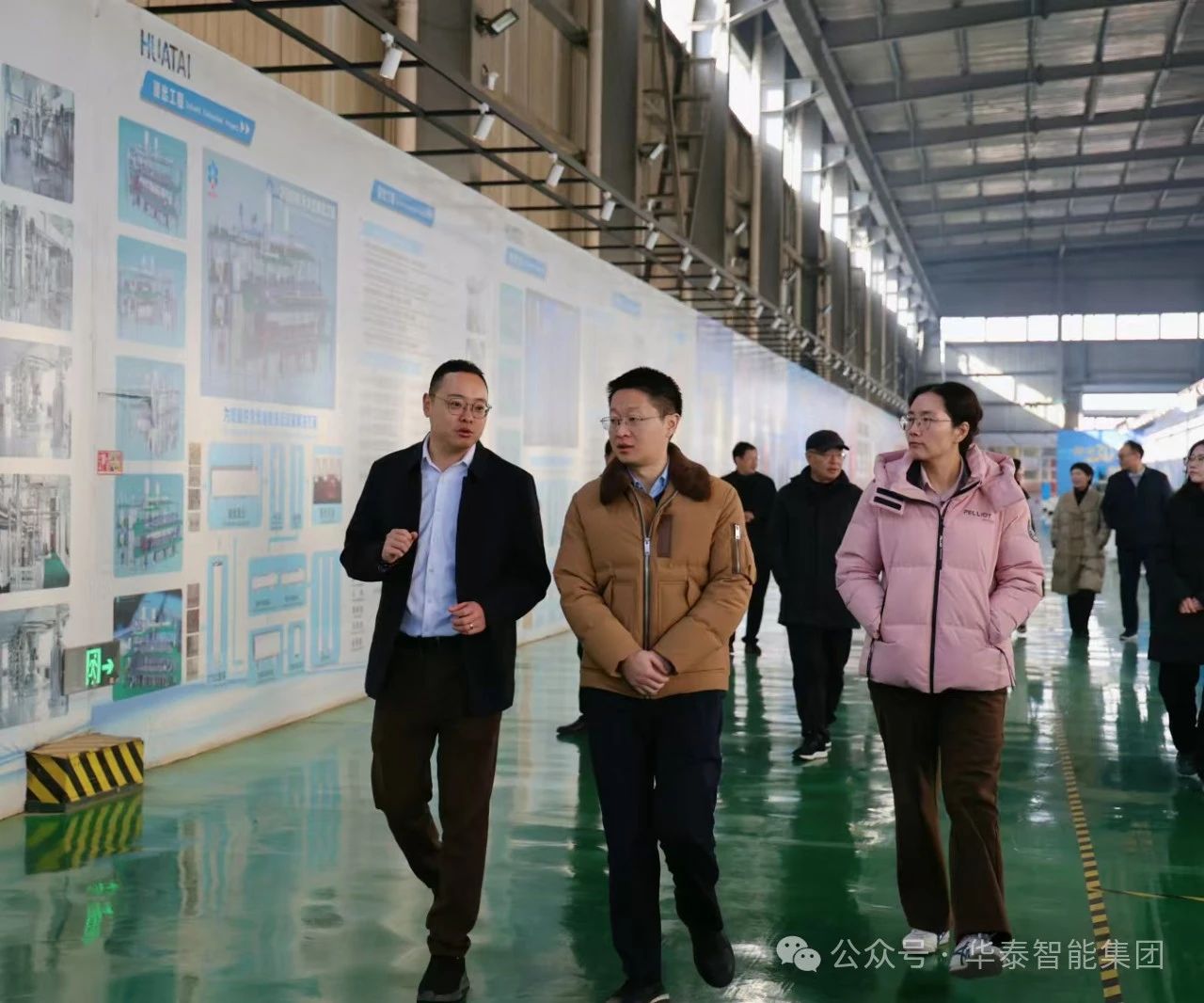 河南省發(fā)改委領(lǐng)導(dǎo)調(diào)研華泰智能裝備集團(tuán)，點(diǎn)贊科技創(chuàng)新成果