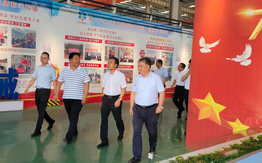 安陽(yáng)市委常委、組織部部長(zhǎng)楊炯蒞臨華泰智能裝備集團(tuán)調(diào)研